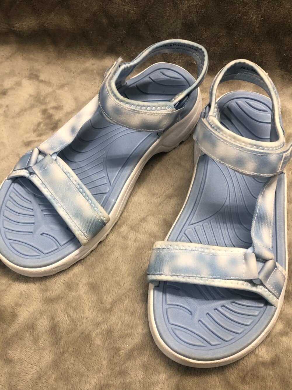 FILA 90s Retro Chunky Disruptor Iridescent Blue Silver Sandal Women 9 Streetwear